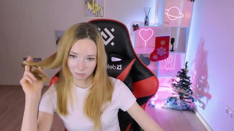 kim_boyd online show from 12-16-24, 03:11