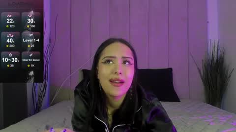 Kim online show from 03-04-25, 11:43