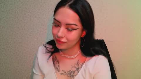 Kim online show from 05-20-26, 10:38