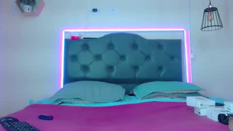 Snapshot of kim_clarck1 chatting on 10-12-25, 03:11 Kim online show from 10-12-25, 03:11