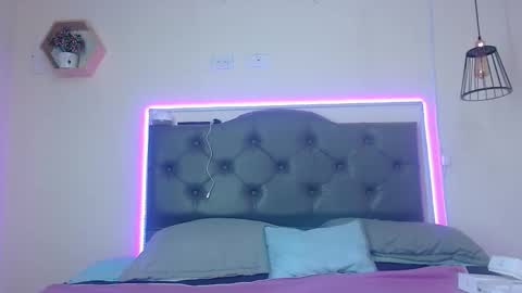 Snapshot of kim_clarck1 chatting on 11-10-25, 03:44 Kim online show from 11-10-25, 03:44