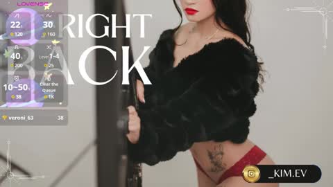 Kim  online show from 01-31-25, 08:11