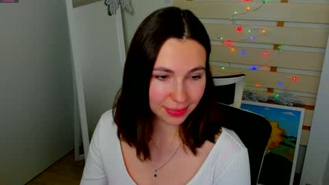 Kim online show from 01-03-25, 04:48