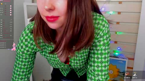 Kim online show from 01-06-25, 01:41