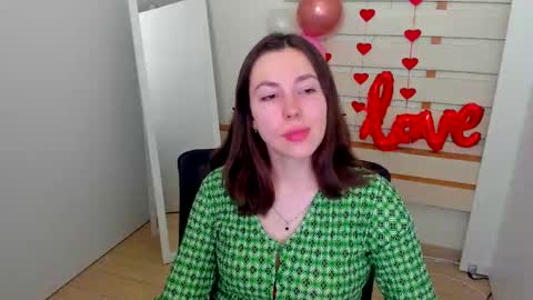 Kim online show from 03-06-25, 01:35