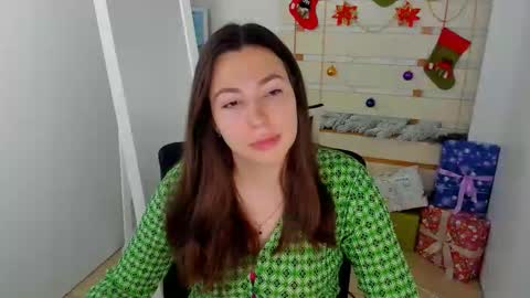 Kim online show from 12-14-25, 01:38