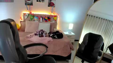 Kim Jeins666 online show from 07-12-26, 12:18