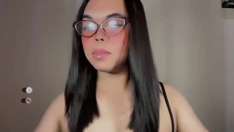 KYLIE online show from 11-28-25, 08:44