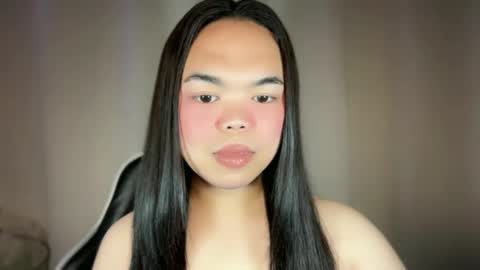 KYLIE online show from 12-19-25, 05:14