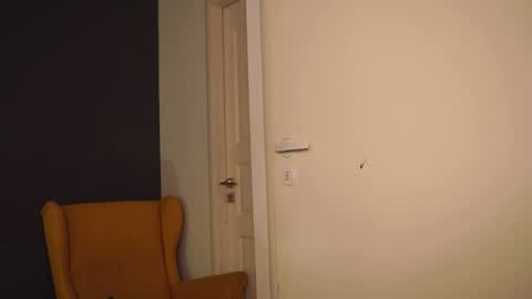 Kim Oberlin online show from 12-22-24, 04:38