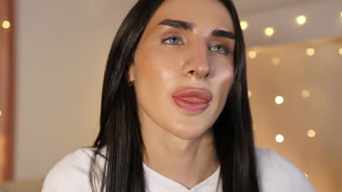 Kim Oberlin online show from 02-07-25, 05:07