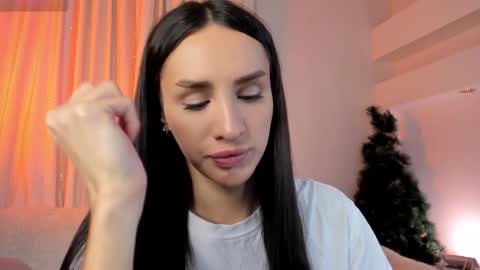 Kim Oberlin online show from 12-14-25, 05:57