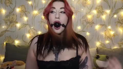 Snapshot of kim_possible1 chatting on 12-16-24, 11:01 Hi Im Kimberly but u can call me Kim. Turn on ur sound i love to talk and moan online show from 12-16-24, 11:01