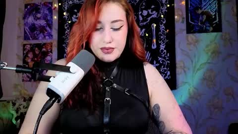 Snapshot of kim_possible1 chatting on 10-24-25, 05:15 Hi Im Kimberly but u can call me Kim. Turn on ur sound i love to talk and moan online show from 10-24-25, 05:15