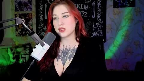 Snapshot of kim_possible1 chatting on 12-04-25, 02:48 Hi Im Kimberly but u can call me Kim. Turn on ur sound i love to talk and moan online show from 12-04-25, 02:48