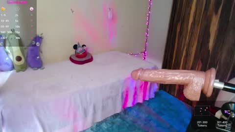 Snapshot of kim_saenz20 chatting on 02-05-25, 09:07 Kim Mishell online show from 02-05-25, 09:07