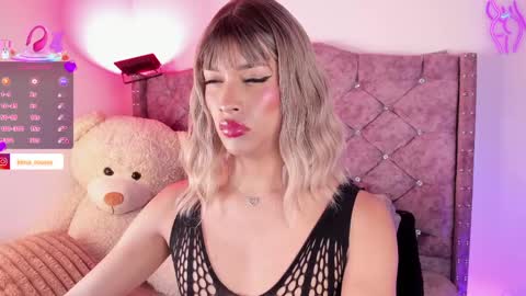 Snapshot of kima_rousse chatting on 04-10-26, 02:28 KIMA - ROUSSE online show from 04-10-26, 02:28