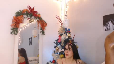 Kim  Yuk online show from 12-18-24, 10:35