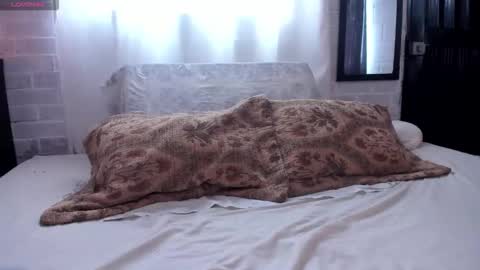 Kim  Yuk online show from 11-25-25, 05:13