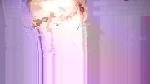 Kimber Crawford online show from 09-29-25, 05:40