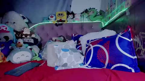 vivi independent model  online show from 03-22-26, 01:53