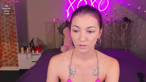 kimberlly_smith online show from 10-30-25, 12:12