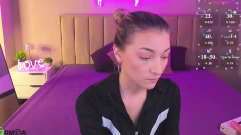Snapshot of kimberlly_smith chatting on 04-26-26, 12:30 kimberlly_smith online show from 04-26-26, 12:30