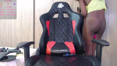 Snapshot of kimberly53610 chatting on 06-05-26, 06:02 Talianaa online show from 06-05-26, 06:02
