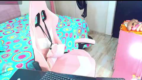Snapshot of kimberly_bellu chatting on 04-30-26, 01:34 Anita. online show from 04-30-26, 01:34