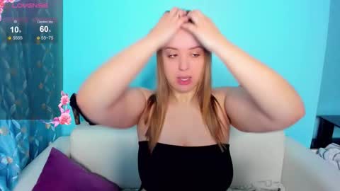 Snapshot of kimberly_mm chatting on 02-08-26, 02:53 kimberly_mm online show from 02-08-26, 02:53