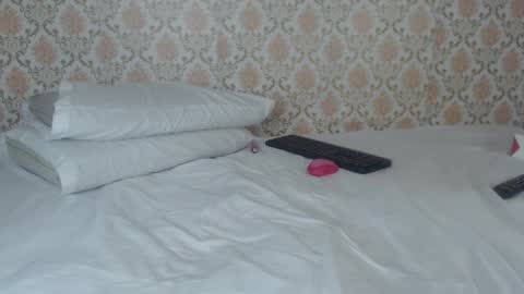 Kimberly online show from 02-06-25, 05:25