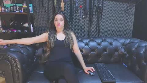  KIMBERLY SWAN  online show from 01-21-25, 02:43