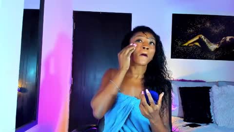 Kimberly Banks online show from 01-12-25, 10:02