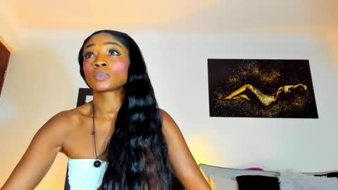 Kimberly Banks online show from 11-26-25, 10:05