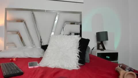 kimberly online show from 01-27-25, 01:05