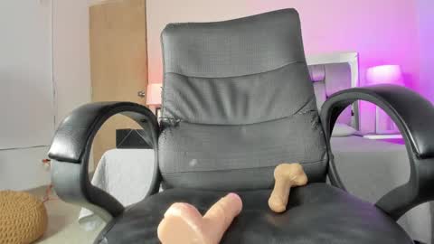 kimberly online show from 02-20-25, 01:25