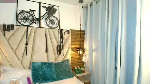 kimberlyfox_t online show from 05-06-26, 12:43