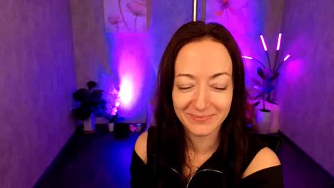 Kimberly online show from 02-20-25, 06:35