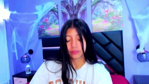 Kimberly Villalobos online show from 10-27-25, 11:36