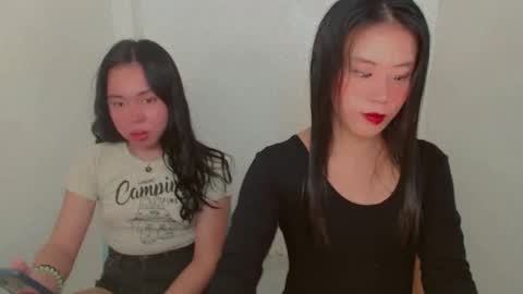 Snapshot of kimbratx chatting on 02-06-25, 10:59 kimbratx online show from 02-06-25, 10:59