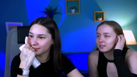 Snapshot of kimclarks chatting on 10-10-25, 06:29 kimclarks online show from 10-10-25, 06:29