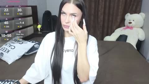 KIm online show from 12-15-24, 02:27