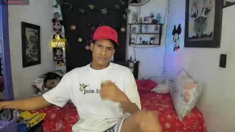 alejagodoy99 online show from 12-15-25, 09:13