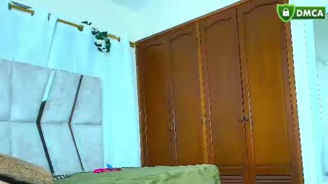 kimi__01 online show from 06-10-26, 12:04
