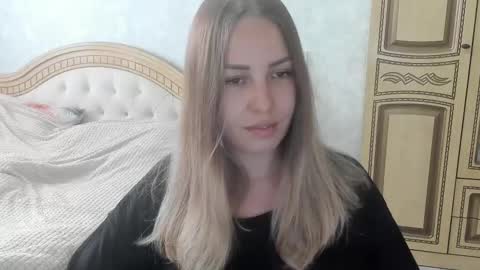 Snapshot of kimiacandy chatting on 10-26-25, 10:10 Albina sexy online show from 10-26-25, 10:10