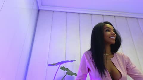 Kim online show from 12-21-24, 07:56