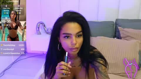 Kim online show from 02-28-25, 01:14