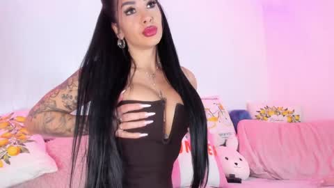 Snapshot of kimkardassiann chatting on 05-28-26, 07:22 Natalie online show from 05-28-26, 07:22