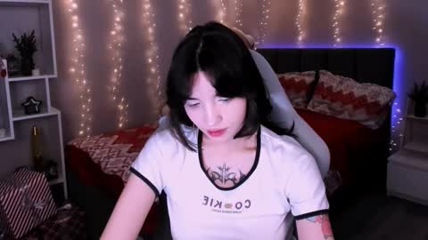 kimm wong online show from 12-19-25, 06:53