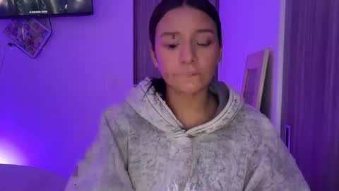 kimmi online show from 03-12-26, 08:37